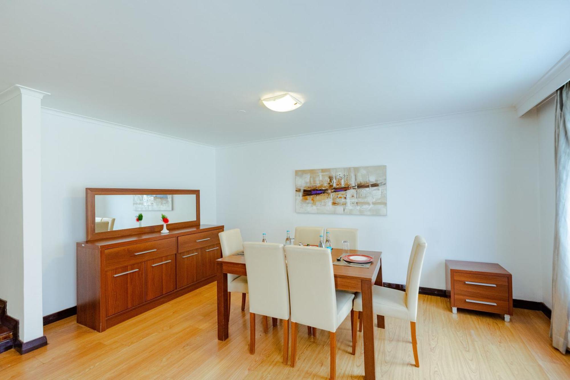 Heri Heights Hotel Apartments, Surestay Collection By Best Western Nairobi Exteriör bild