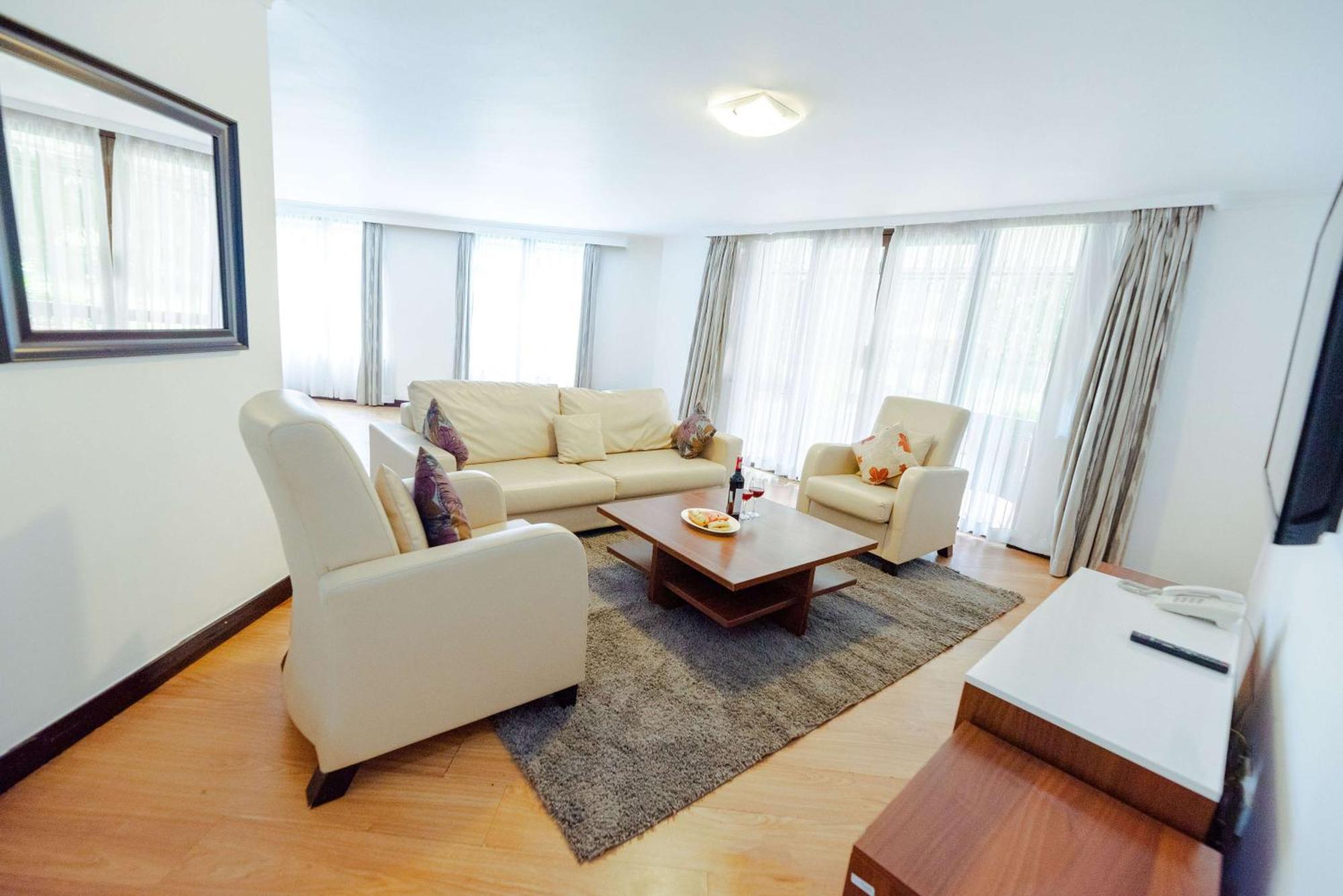 Heri Heights Hotel Apartments, Surestay Collection By Best Western Nairobi Exteriör bild